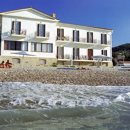 Olympia Beach Hotel Kokkari Buitenkant foto