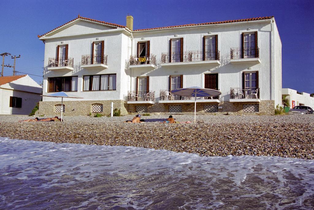 Olympia Beach Hotel Kokkari Buitenkant foto