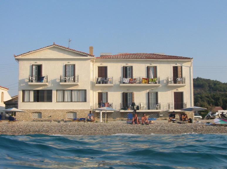 Olympia Beach Hotel Kokkari Buitenkant foto
