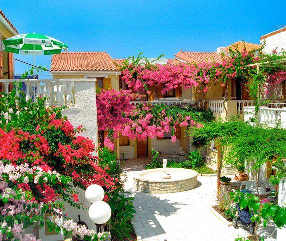 Olympia Beach Hotel Kokkari Buitenkant foto