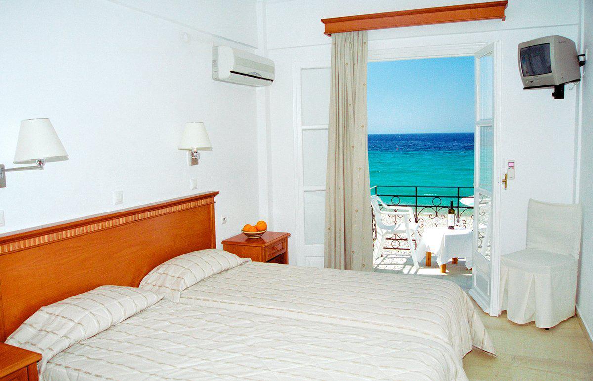 Olympia Beach Hotel Kokkari Buitenkant foto